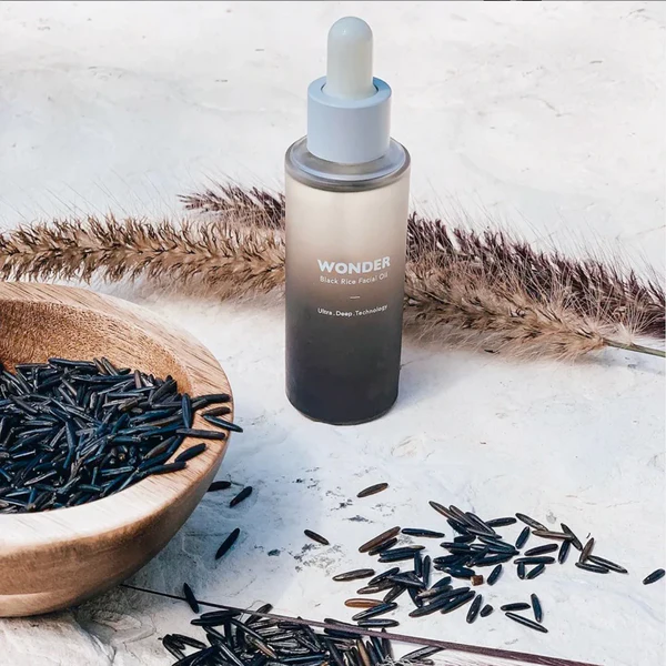 Haruharu Wonder Black Rice Facial Oil (30ml)