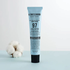 W. DRESSROOM Moisturizing Perfume Hand Cream (50ml)