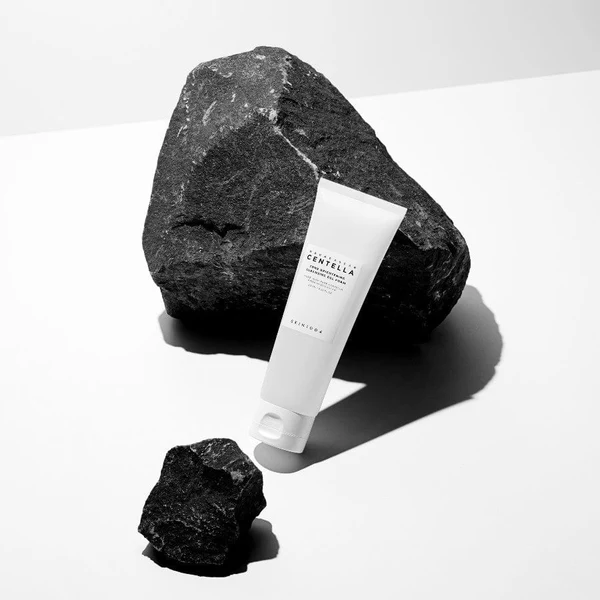 SKIN1004 Madagascar Centella Tone Brightening Cleansing Gel Foam (125ml)